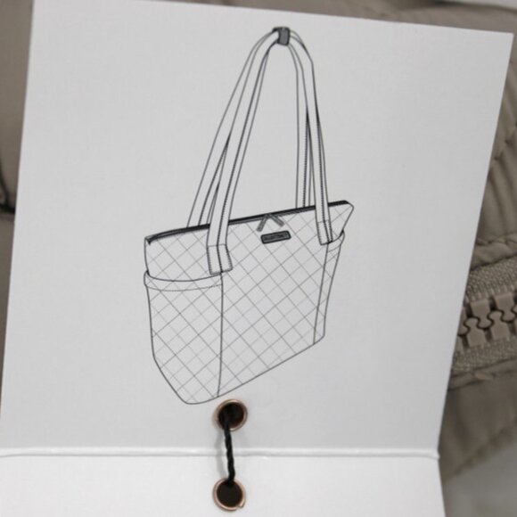 Ellen Tracy "Melanie" 20" Diamond Quilted Nylon East West Travel Tote – Timeless - Picture 13 of 16